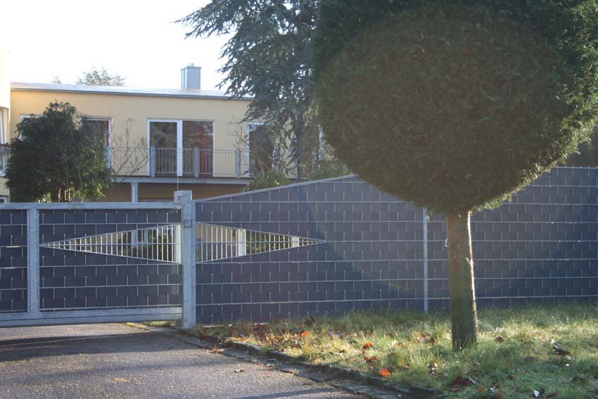 Sichtschutz, Sichtschutzzaun aus Doppelstabmatten