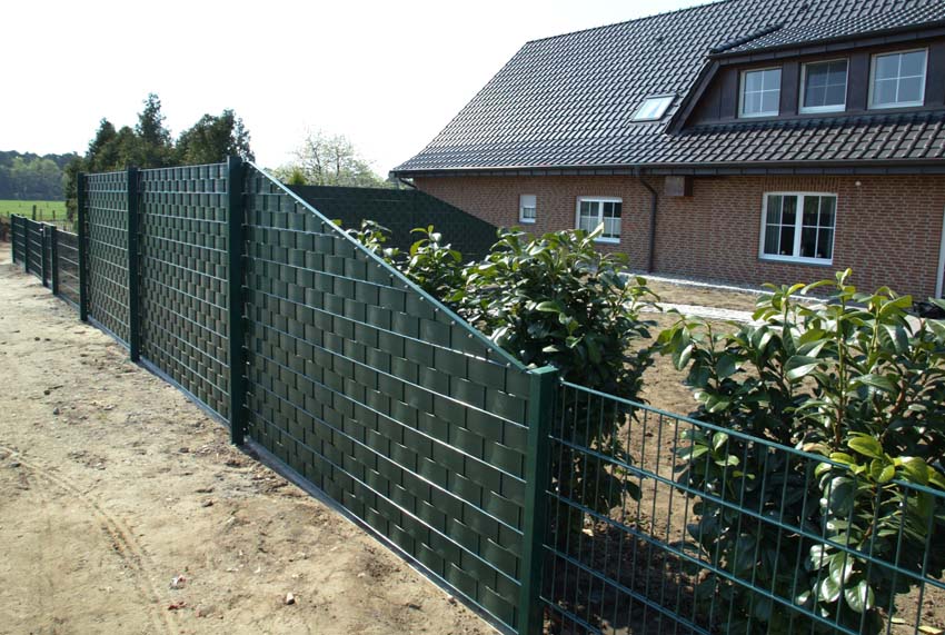 Sichtschutz, Sichtschutzzaun aus Doppelstabmatten